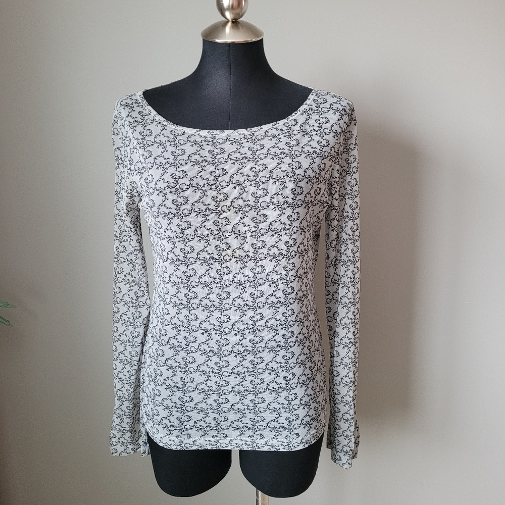 Mesh filigree vine print long sleeve top